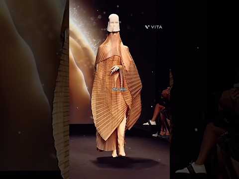 Robert Wun designed the 4 layers of the body #fashion #runway #highfashion #robertwun #couture