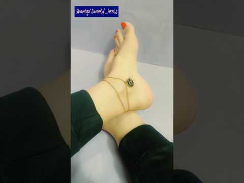 Golden anklet #forgirls #shortsfeed #shortsviral ##feet #foot #ytshort #ytshorts #anklets
