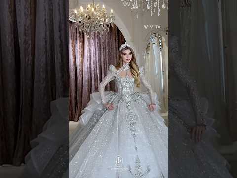 One of the most beautiful wedding dresses you’ve ever seen #fashion #weddingdress #jolipoli #runway