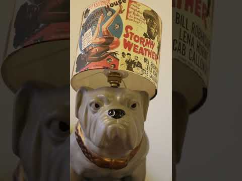 We explored a beautifully curated, color-filled townhouse in London. ❤️