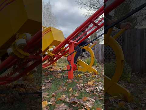 How the bicycle powered roller coaster works 🧐