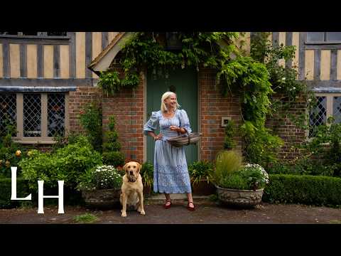 Inside Genevieve Harris' Charming 16th Century Cottage in the Countryside