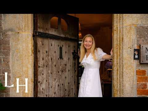 Inside Interior Designer Sarah Southwell’s 16th-Century Somerset Manor House