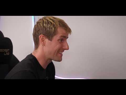 MEME: Downsize with Silence: Embrace the Quiet, No Chatter Required! - A Whisper-Quake Adventure (No