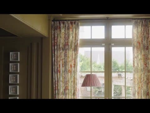 Touring a Gardner's Cottage Near the Hampshire Coast