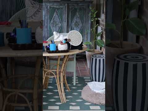 Tour an idyllic Cotswolds home tucked into the English countryside! 🏡💛