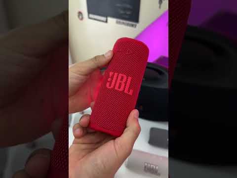 JBL Grip VS JBL Charge 6