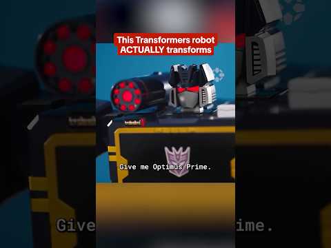 Robosen is making a fully auto-converting Transformers Soundwave robot and it costs more than $1,000