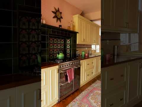 This bold London home is full of art-deco inspiration. ❤️