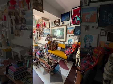 Art Gallery Hidden Inside a Toronto Apartment #apartmentdecor #interiordesign #apartmentgoals #home