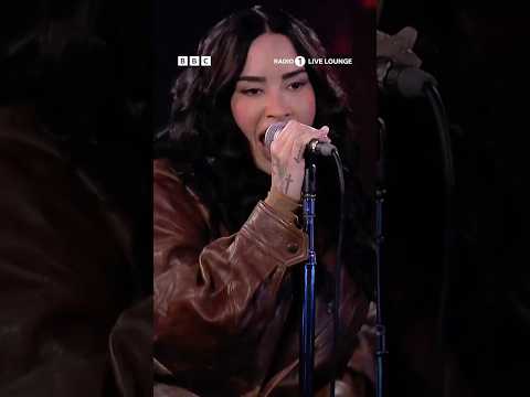Demi’s Gaga cover was everything 💖 @demilovato @LadyGaga #LiveLounge #Disease #LadyGaga #Mayhem