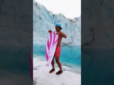 FIRST cold plunge, did not go as expected 🥶