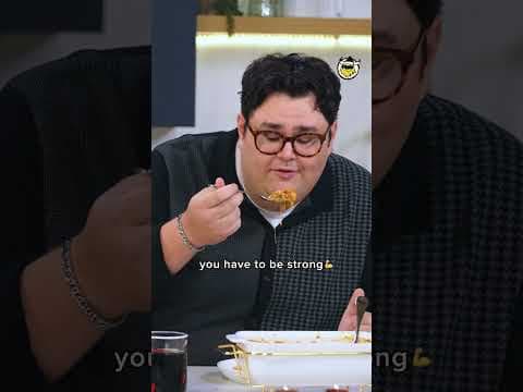 Can @sooootruepod host Caleb Hearon handle a SPICY TATER TOT casserole??🌶️🥔