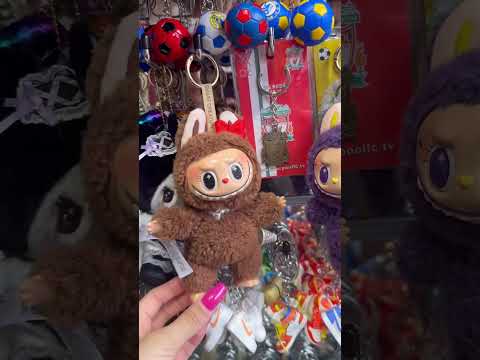 Lafufu final boss😭 #labubu #lafufu #london #toysforkids #plushies #trending #europe #cute #fyp