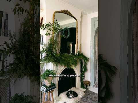 @hummusbirrd decor vibe for this year's holidays is natural and romantic 🎄🕯️